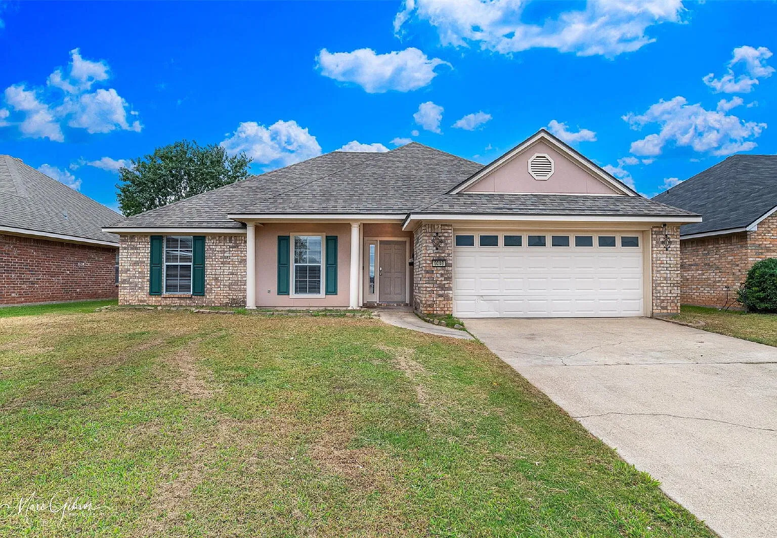 4 bed, 2.0 bath, 1654 sqft, $2,100 — Photo 1