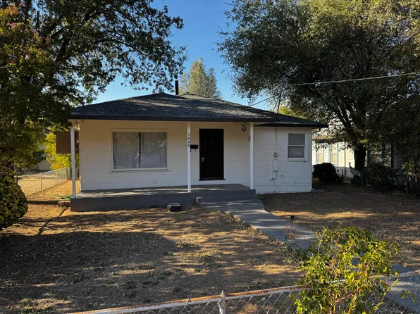 1880 North St, Anderson, CA 96007
