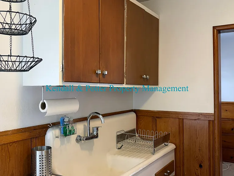 4555 Garnet St — Photo 2