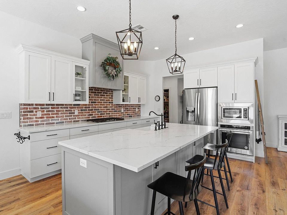 1st image of 5409 W Copper Cliffs Way