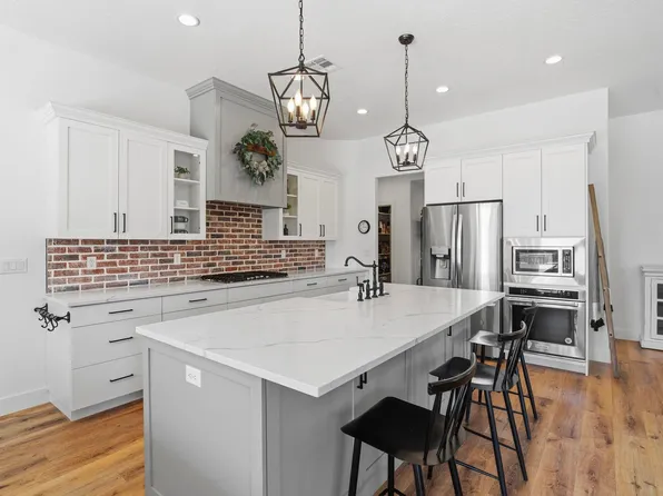 5409 W Copper Cliffs Way, Hurricane, UT 84737