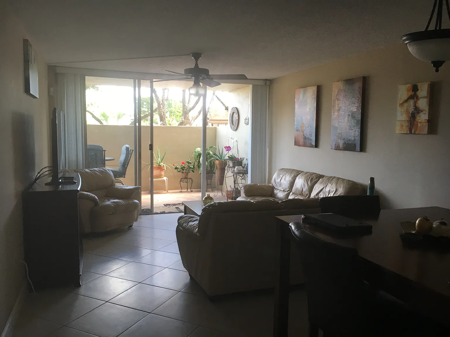 1 bed, 1.5 bath, 787 sqft, $1,750 — Photo 2