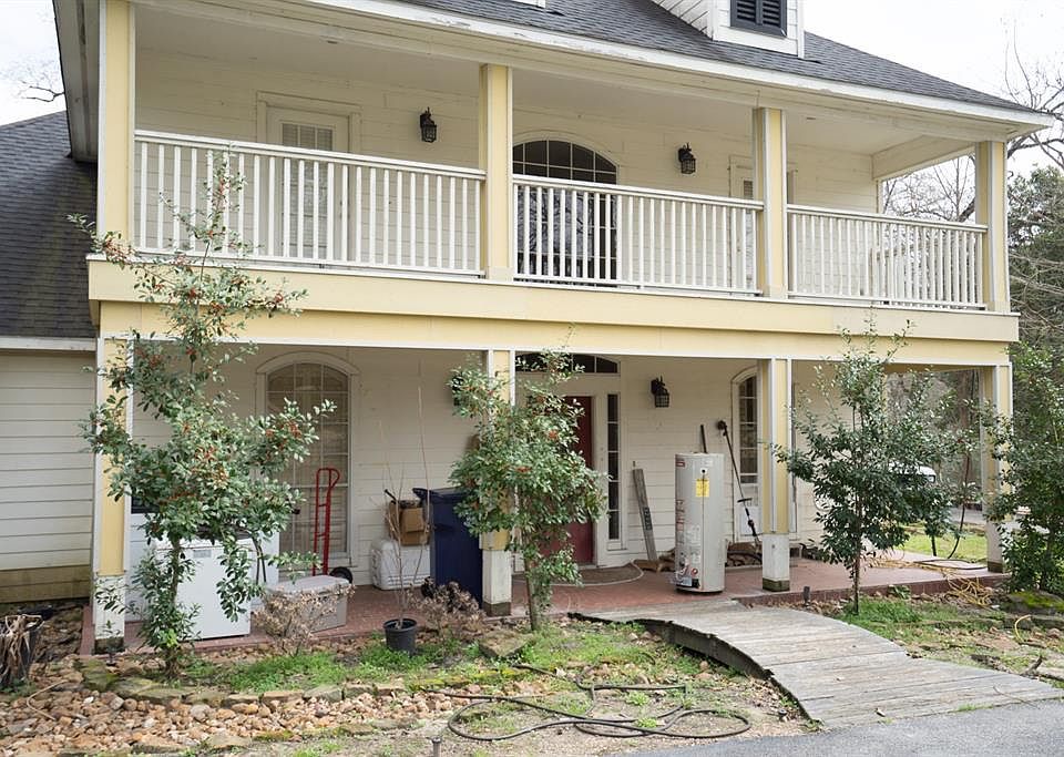 2nd image of 2210 Blue Lake Dr
