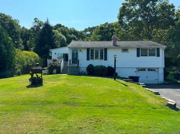 40 Chestnut Drive, Wolcott, CT 06716