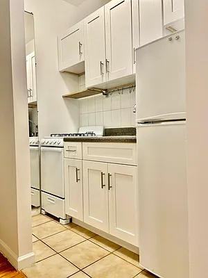 Rented by J Misrahi Realty Corp | media 6