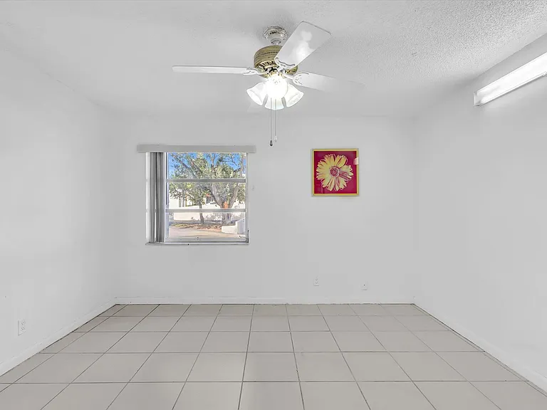 620 NW 13th St #160 — Photo 32