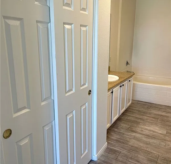 712 Peachy Canyon Cir #201 — Photo 22