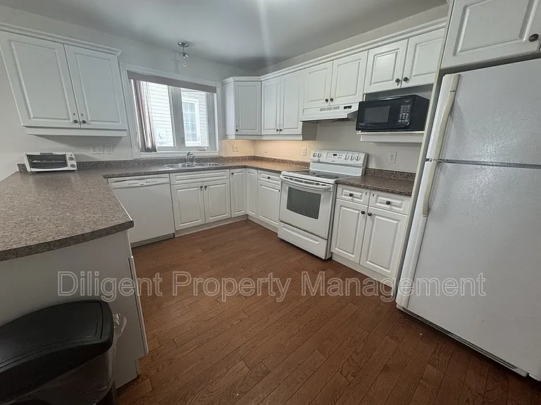 157 Milroy Dr #PROPERTY — Photo 9