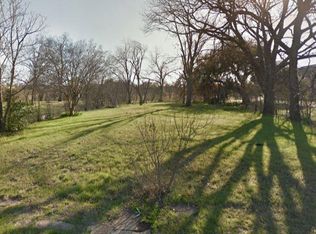 810 N 5th St, Waco, TX 76707