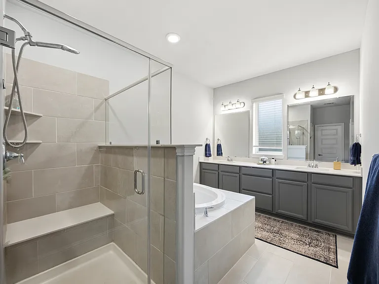 7833 Bayside Dr — Photo 8