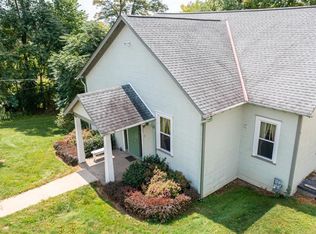 2802 Conway Wallrose Rd, Baden, PA 15005