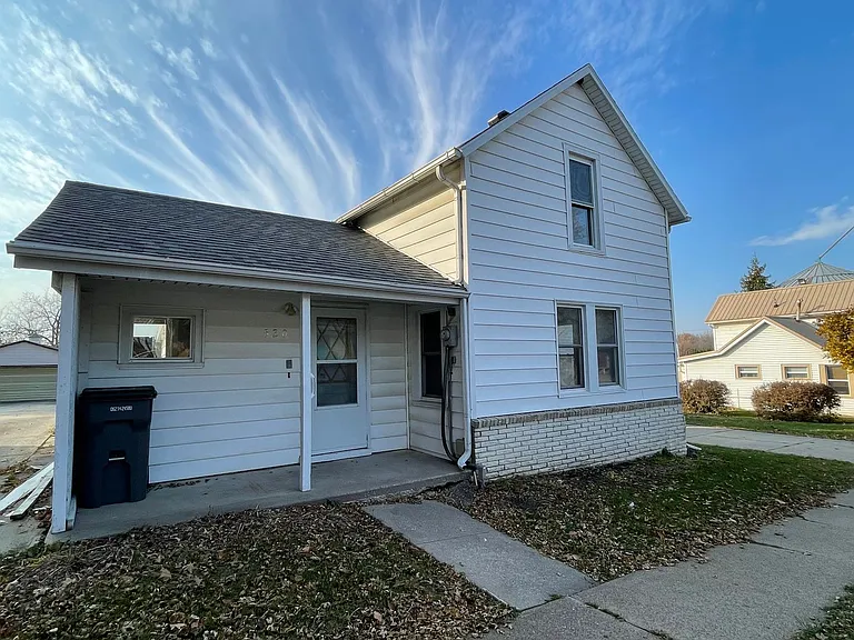 520 Jefferson St — Photo 5