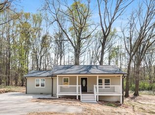 77 Hunters Ln, Powder Springs, GA 30127