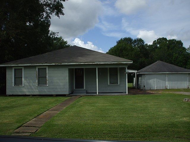 1st image of 2340 Orchid St