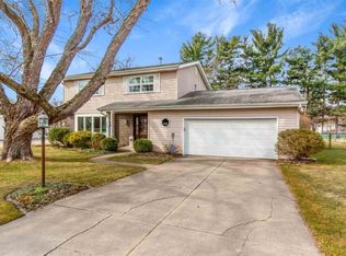 52963 Camellia Dr, South Bend, IN 46637