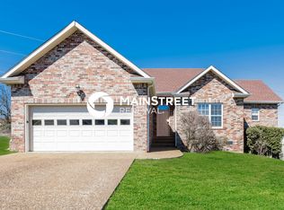 3994 Kristen St, Spring Hill, TN 37174