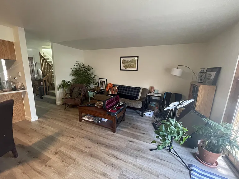 1611 W Koch St #30-1 — Photo 3