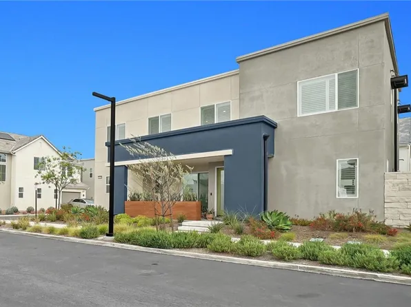 27014 Declaration Rd, Valencia, CA 91381