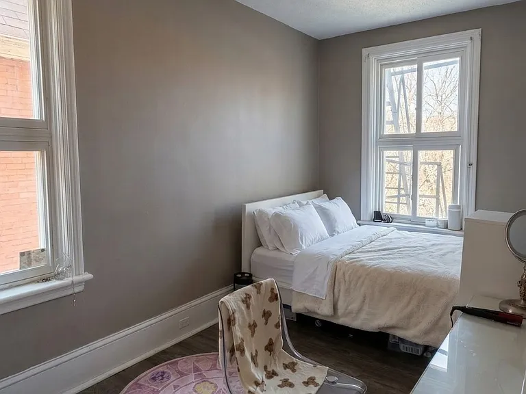 535 McLeod St #2 — Photo 7