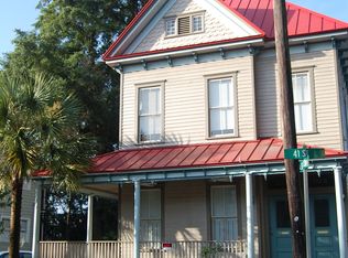 225 W 41st St #A, Savannah, GA 31401