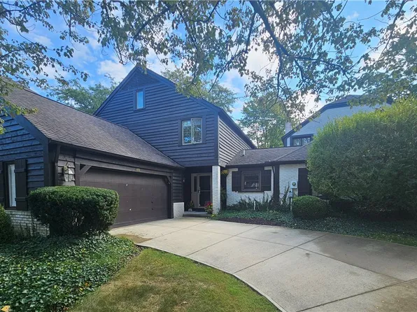 851 Brick Mill Run #10, Westlake, OH 44145