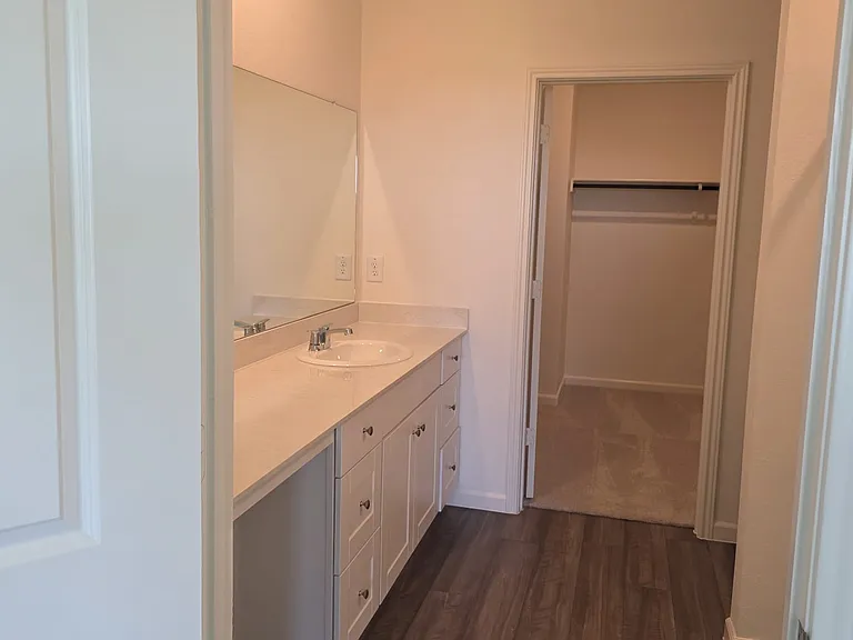 12732 Haymarket Rd — Photo 14