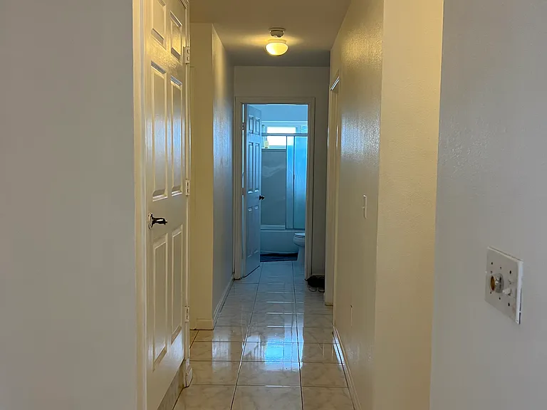 2969 Kamakini St — Photo 2