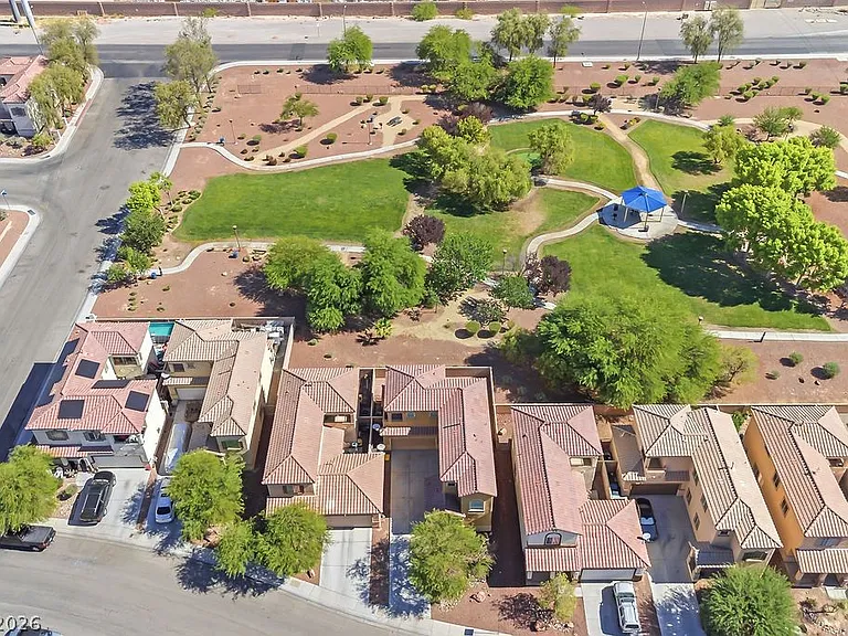 3632 Carisbrook Dr — Photo 2