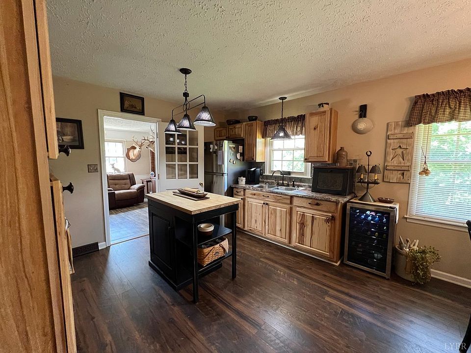 1920 S Coolwell Rd, Madison Heights, VA 24572 Zillow