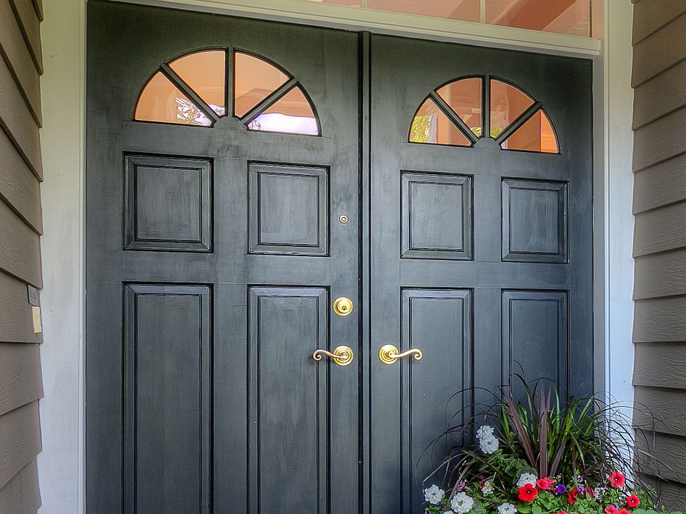 1st image of 2514 Audubon Park Dr SE