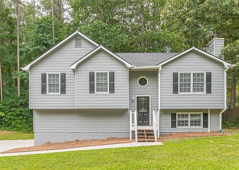 1st image of 684 Dillon Dr