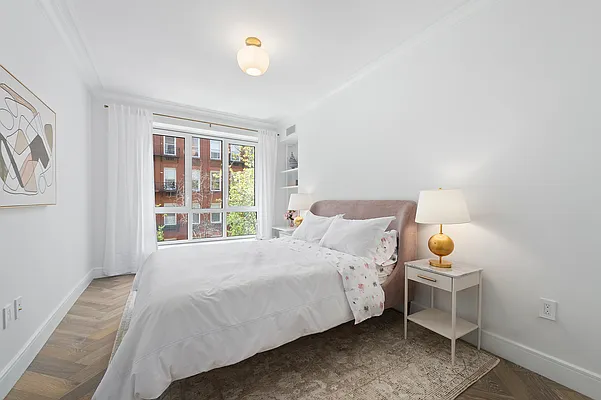 Sold by SERHANT. | media 20