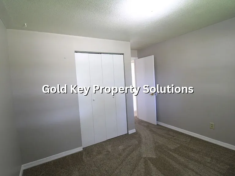 604 Hawthorne Ave — Photo 17