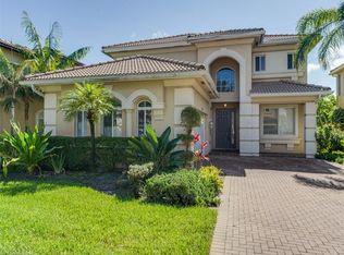 2092 Par Dr, Naples, FL 34120