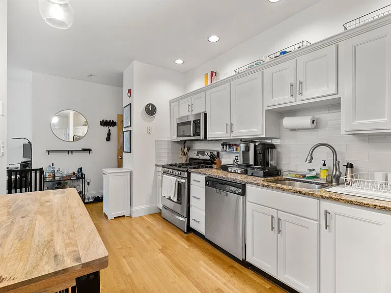119 Dorchester St #7 — Photo 4