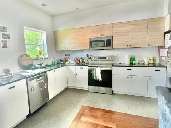 5023 Pentridge St #2, Philadelphia, PA 19143