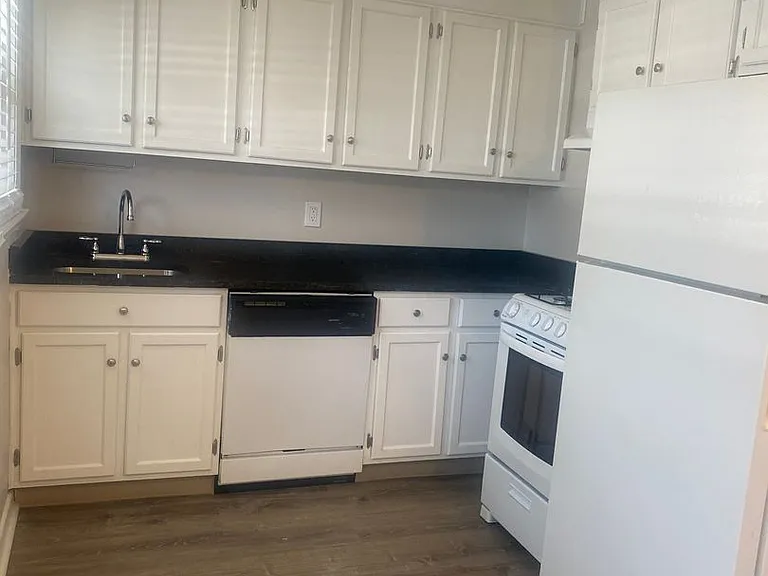 Shawomet Gardens Apartments — Photo 71