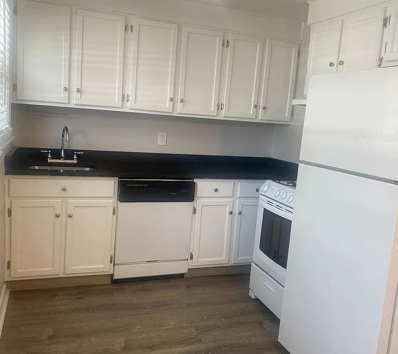 Shawomet Gardens Apartments