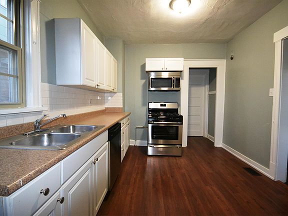 3rd image of 3714 Walnut St APT 1