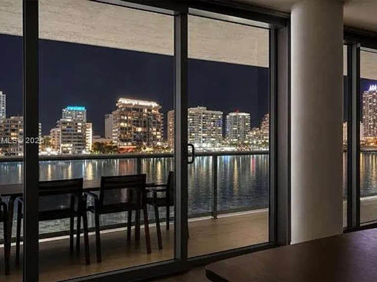 900 Bay Dr #424 — Photo 6