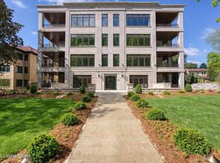 1576 Cherokee Rd #6, Louisville, KY 40205