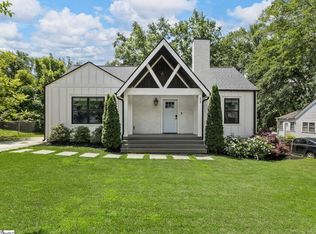 11 Pleasant Ridge Ave, Greenville, SC 29605