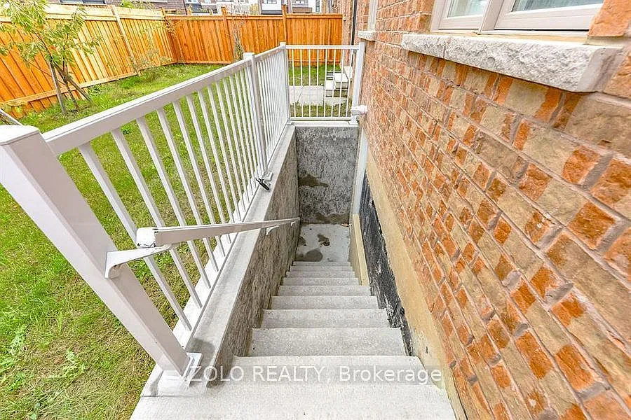 21 Cattail Cres #BASEMENT