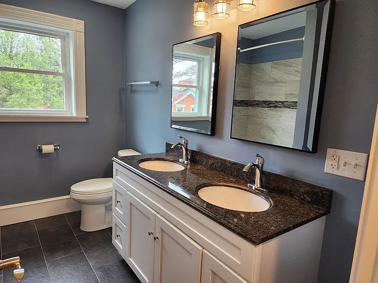 1113 E. King St. — Photo 6