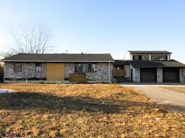 975 12th St, Hammonton, NJ 08037