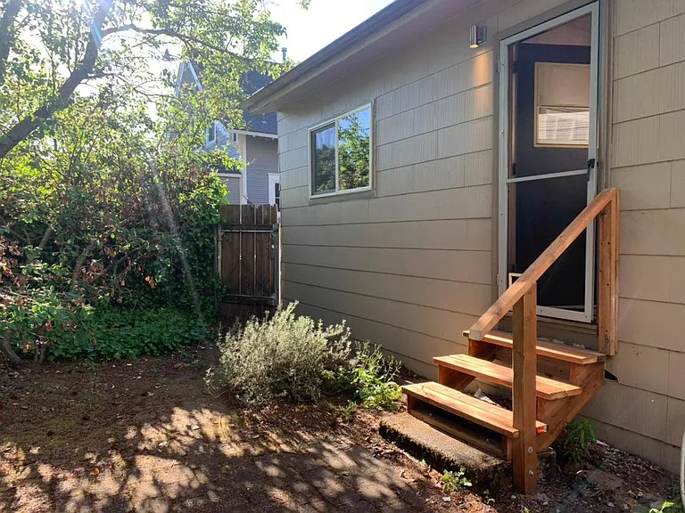4920 SE Franklin St — Photo 31
