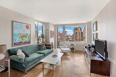 Rented by Optimar International Realty