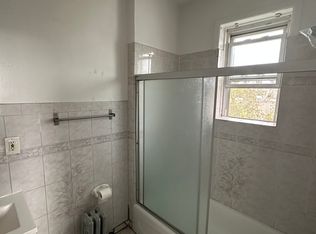 (Undisclosed Address), Staten Island, NY 10305