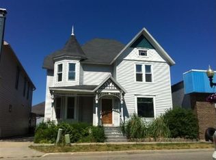 76 Division St, Manistee, MI 49660