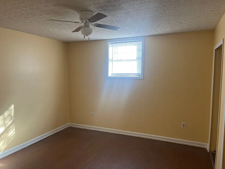 102 Virgil Ct — Photo 8